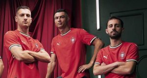 Cristiano Ronaldo luce la nueva camiseta de Portugal, la primera firmada por Puma
