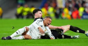 Kylian Mbappé reacciona tras la victoria del PSG en la Champions
