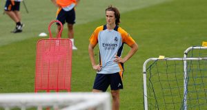 ¡Increíble! El Real Madrid apunta a un joven defensa para la próxima temporada.