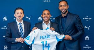 OM: ¿Qué número llevará Paixao en su camiseta?