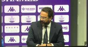 ¡Increíble! Victor Orta usa el Corán en su presentación de fichajes.